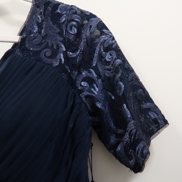 NWT ADRIANNA PAPELL Midnight Tulle & Sequin Gown - Picture 9 of 11